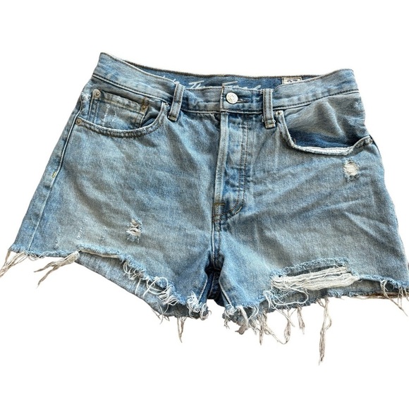 We The Free Distressed Shorts Blue Denim Women’s 27 Free People Beach Western - Picture 1 of 9
